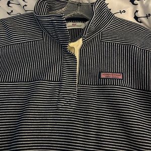 Vineyard Vines Ladies size L Shep Shirt